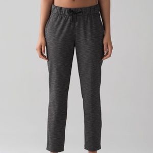 Lululemon On The Fly Pants Size 6